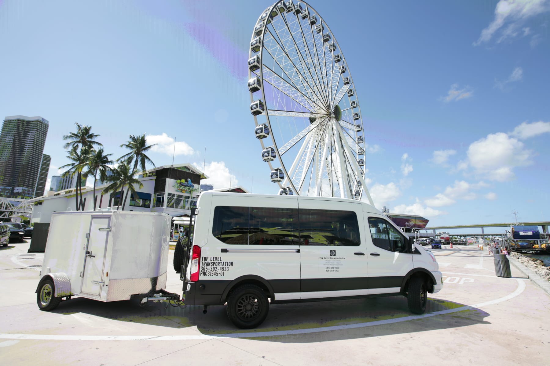 Van Top Level Transportation en Miami